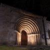 Iglesia de San Juan Bautista. Vista nocturna de la portada