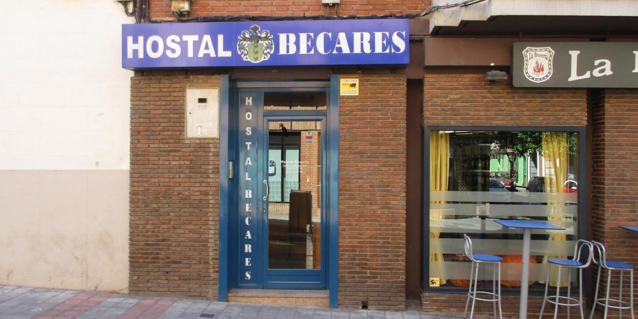 Hostal Becares