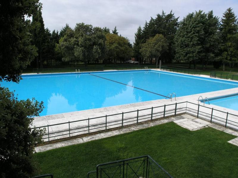 Piscina Municipal Monte el Viejo