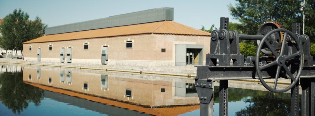 Dársena del Canal de Castilla