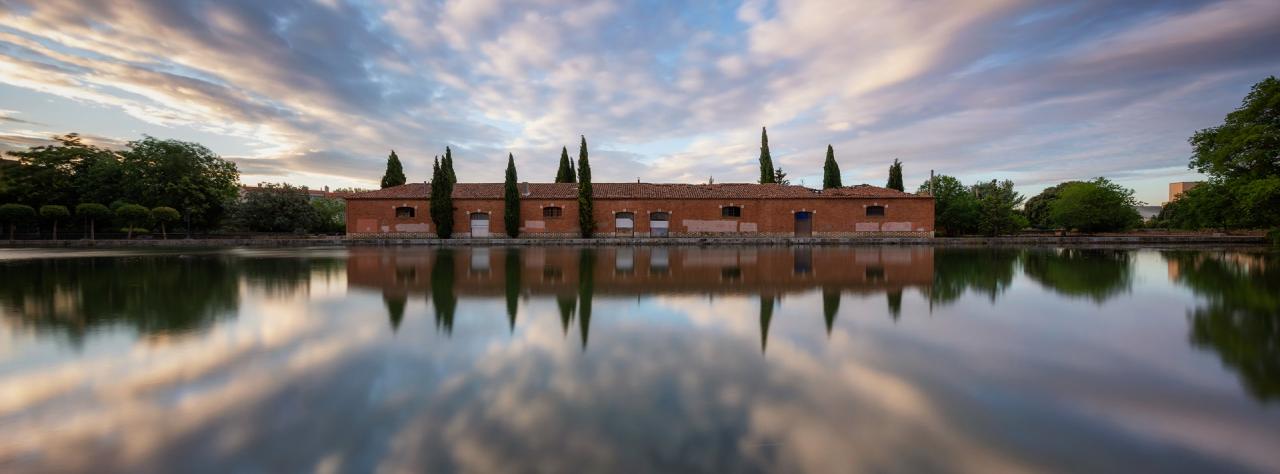 Dársena del Canal de Castilla